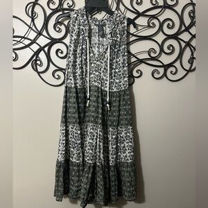 Bohemian Tiered Maxi Dress - Black & Olive